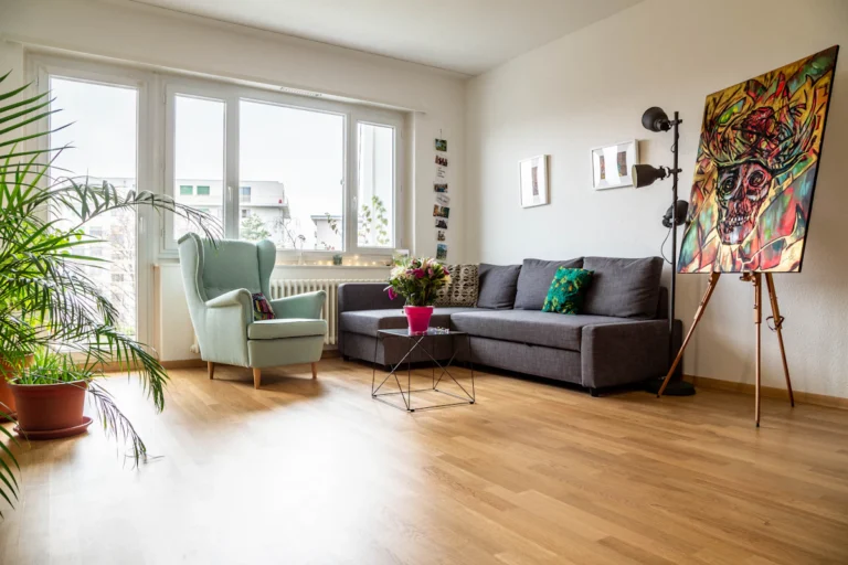 Living room with AC4-rated wood-look laminate flooring