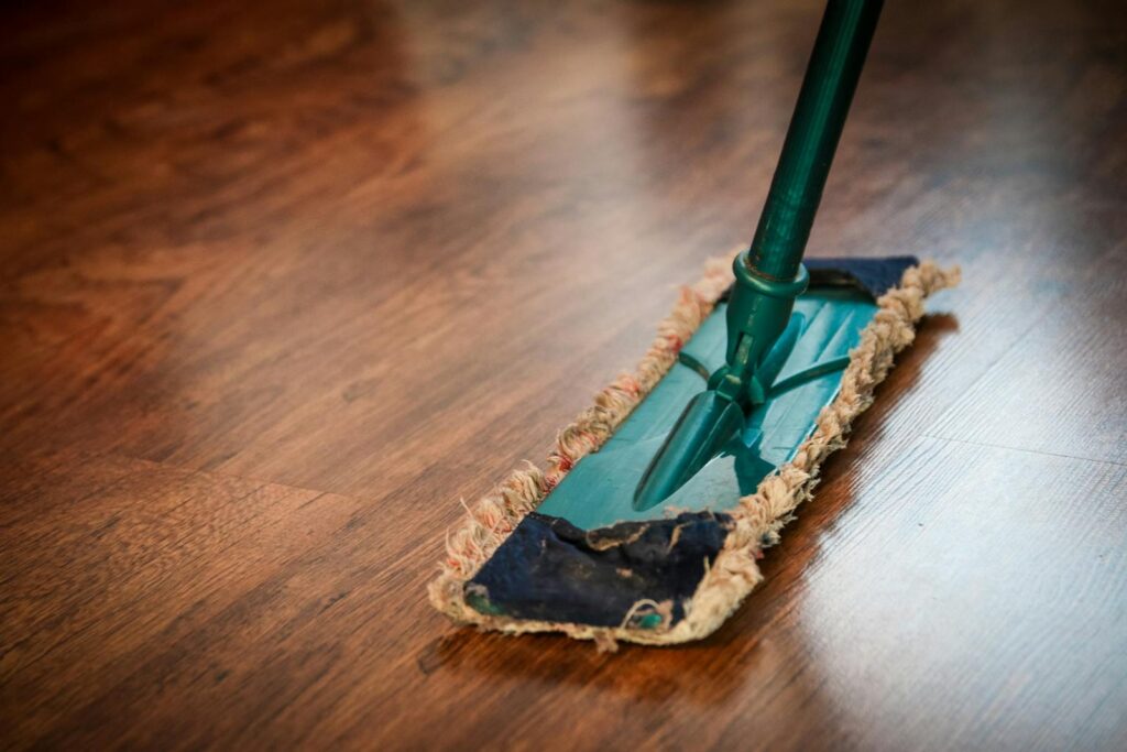 Best Cleaning Products For Laminate Floors