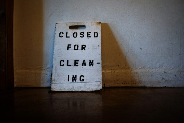 How to Deep Clean Hardwood Floors