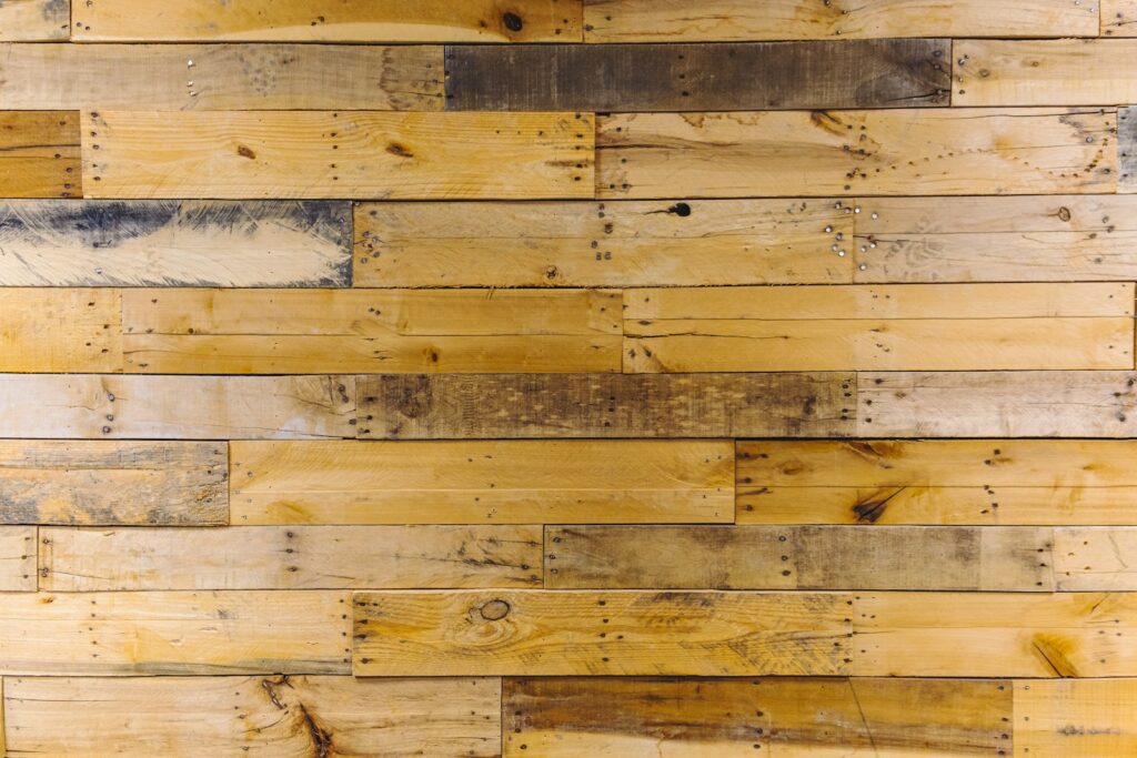 Pros And Cons of Reclaimed Wood Flooring